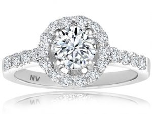 Ladies Halo engagement ring